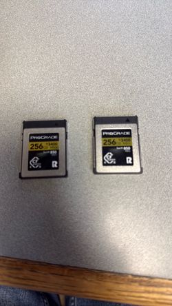 CFexpress B cards 256gb