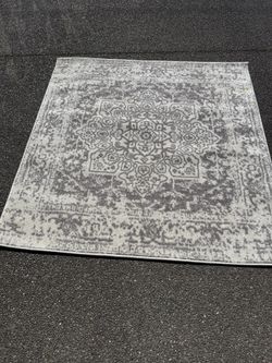 Area Rug by Unique Loom – Arlington Collection Square Rug