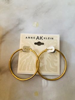 Circle earrings
