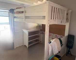 Loft Bunk bed