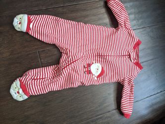 Newborn... Christmas outfit