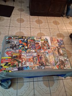 Lot Of 56 DC Comics - Comic Books