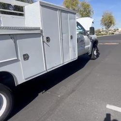 Ford F550 Super Duty V8 Power Stroke 