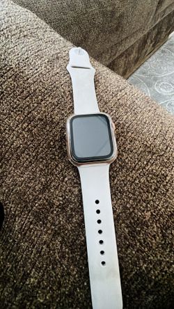 Apple Watch SE Rose Gold 