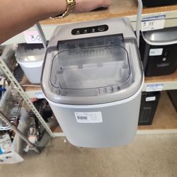 Ice Maker 2272
