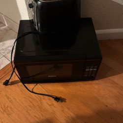 Microwave And Toaster Used