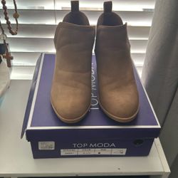 Ankle Boot Closed Toe 