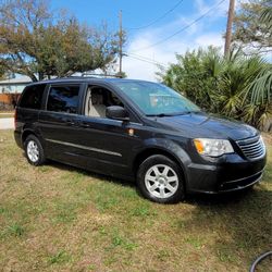 2012 Chrysler Town & Country