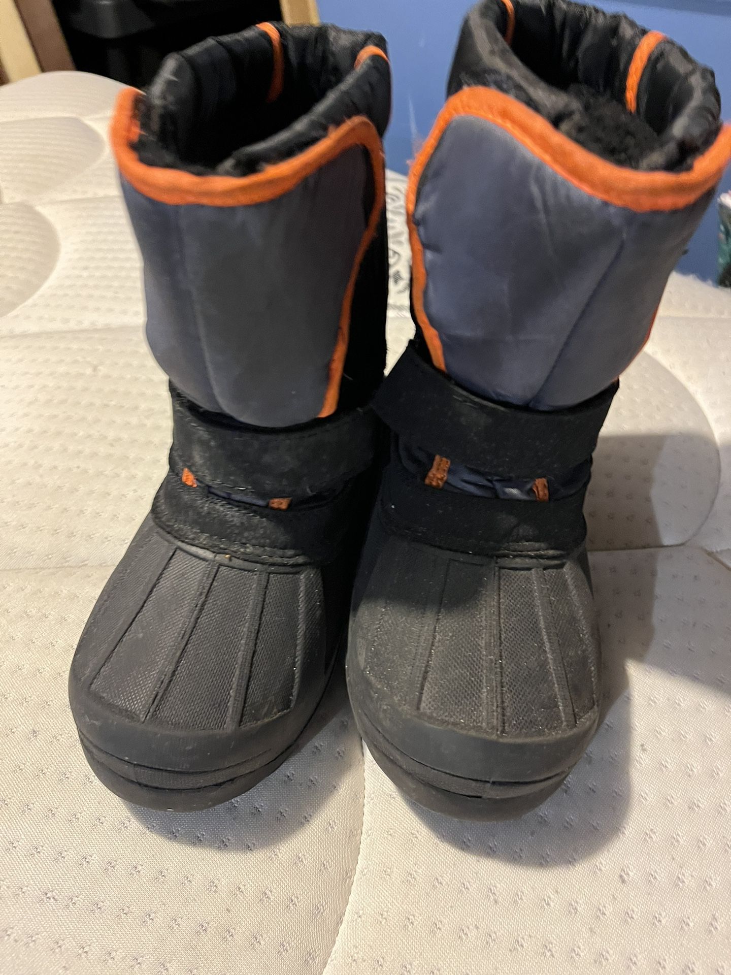 Snow Boots Size 2