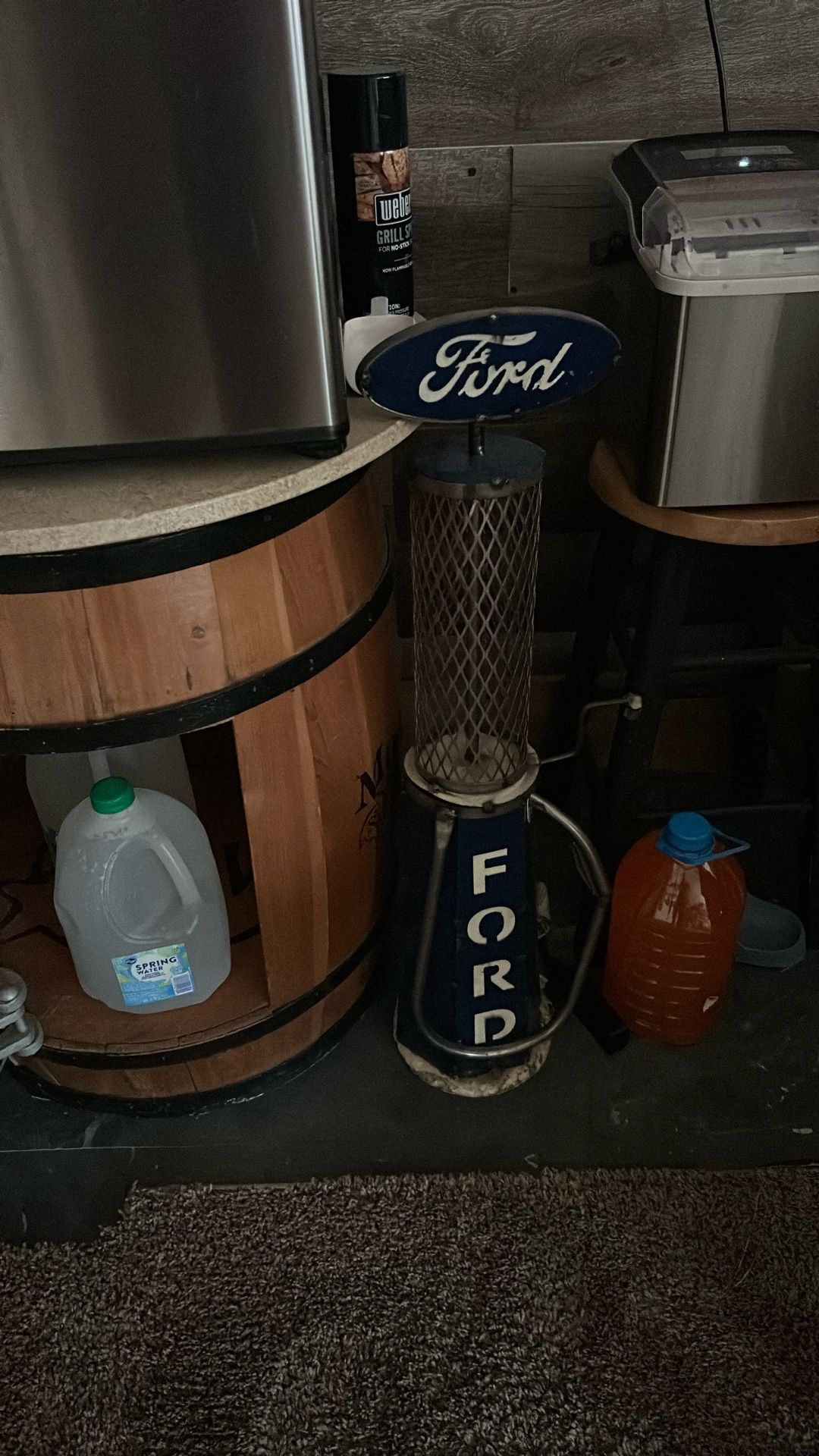 Ford Statue Pump