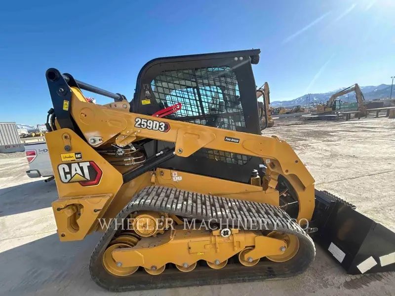 2024 Caterpillar Skid