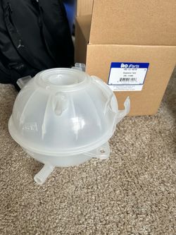Coolant reservoir