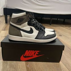 Jordan 1 Mocha 