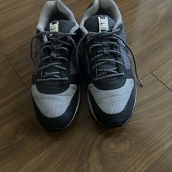 Nike Men Shoes Size 11