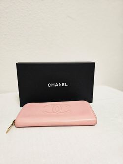 Authentic Vintage Chanel Pink Caviar Leather Zip-Around Wallet