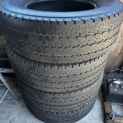 LT265/70/R17