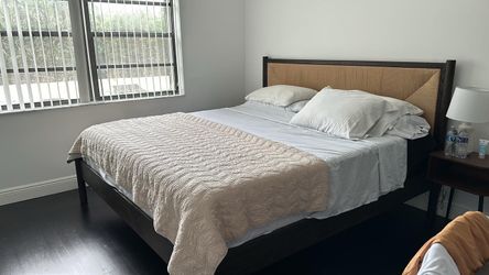 King bed Santorini -New