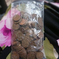 135 Unsearched Wheat Pennies From 1(contact info removed)