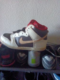Nike kids size 2