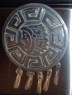 TRADE - VTG Large Aztec Warrior  Sterling Silver Booch - I can set to Medallion