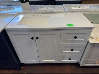 Bannister 43 in. Single Sink White Freestanding Bath Vanity with Acrylic top