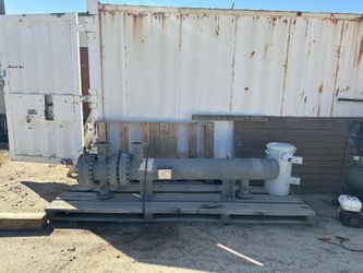 Heat exchanger designed to heat liquids with high pressure steam. ASME Coded
