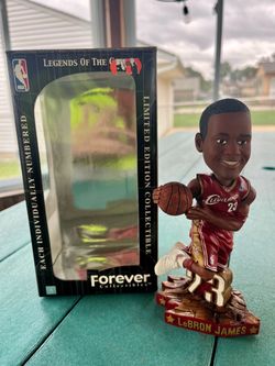 LeBron James Cleveland Cavaliers Bobblehead Forever Collectibles