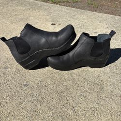 Dansko Ankle Boots – Size 39, Lightly Worn