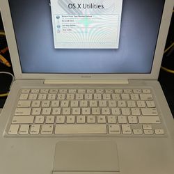 Apple MacBooks