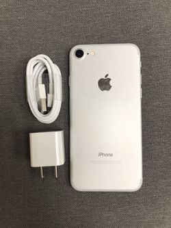 iPhone 7 128GB Factory Unlocked