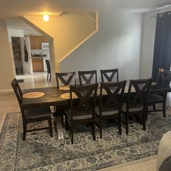 Dining Table 8 Chairs Great Condition 