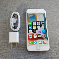 iPhone 7 128gb - UNLOCKED - Like New  