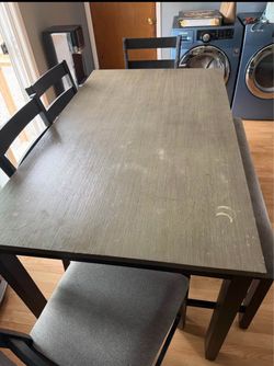 Kitchen table