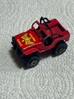 1981 Matchbox MB-5 4x4 Jeep Golden Eagle Red w/No Top & Yellow Hood Graphic NM