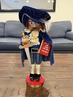 Beautiful Steinbach Nutcracker #S1750, Hamlet, Prince of Denmark