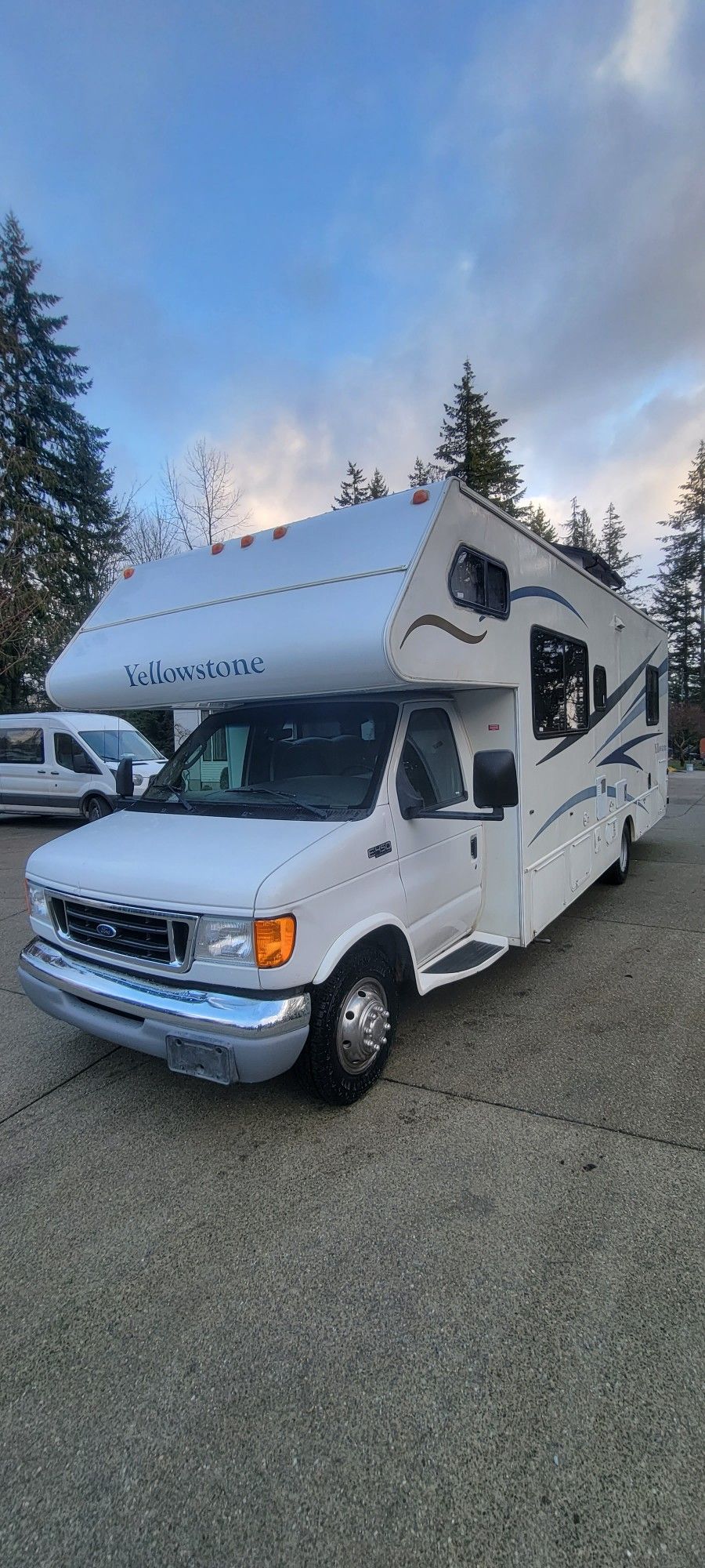 2005 Gulf Stream Class C motorhome Rv for Sale in Auburn, WA OfferUp