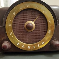 Antique Record / Radio Player