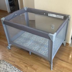 foldable baby crib