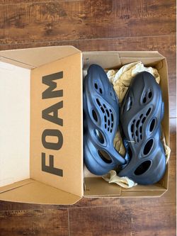 Yeezy foam runner mineral blue