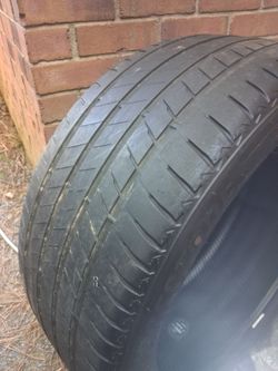 245/45R20 Bridgestone Alenza 001 RFT Tire