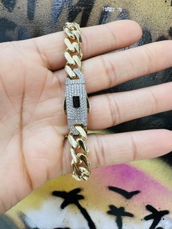 10k Monaco Bracelet 