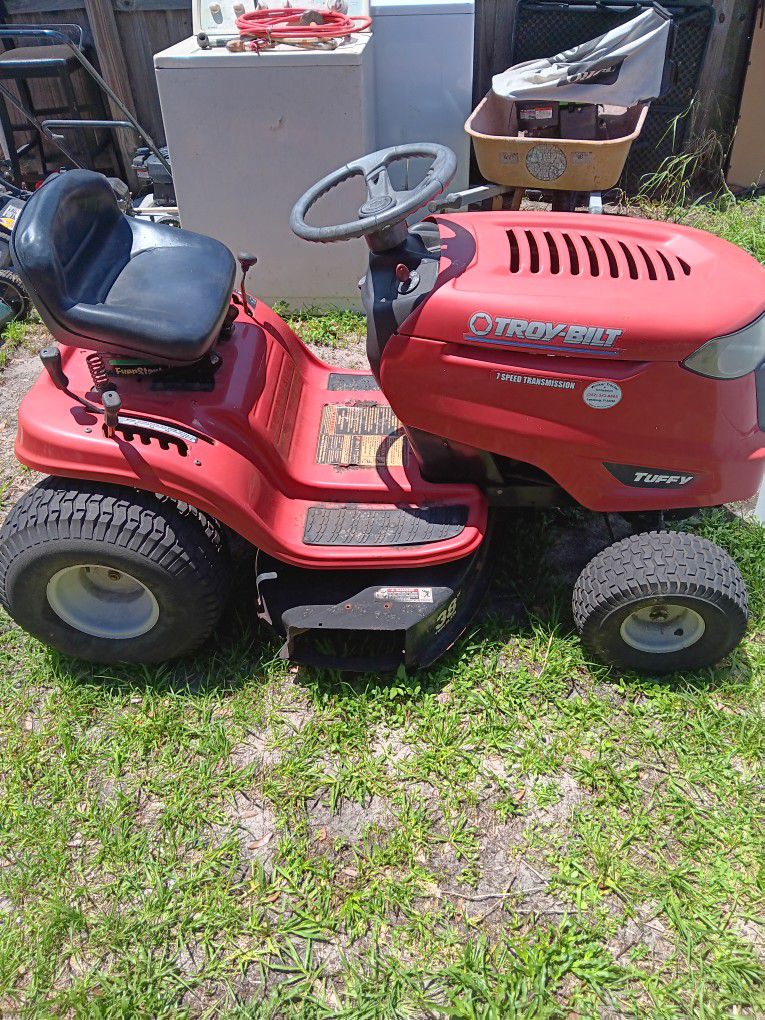 Riding Lawn Mower Needs A Battery 400 Free Delivery Local
