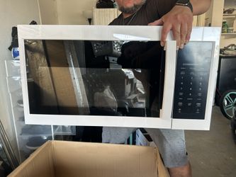 Brand New Microwave