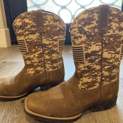 USA Cowboy Boots Ariat Size 4