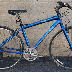 Trek Hybrid Road - Excellent Condition - Lightweight Frame