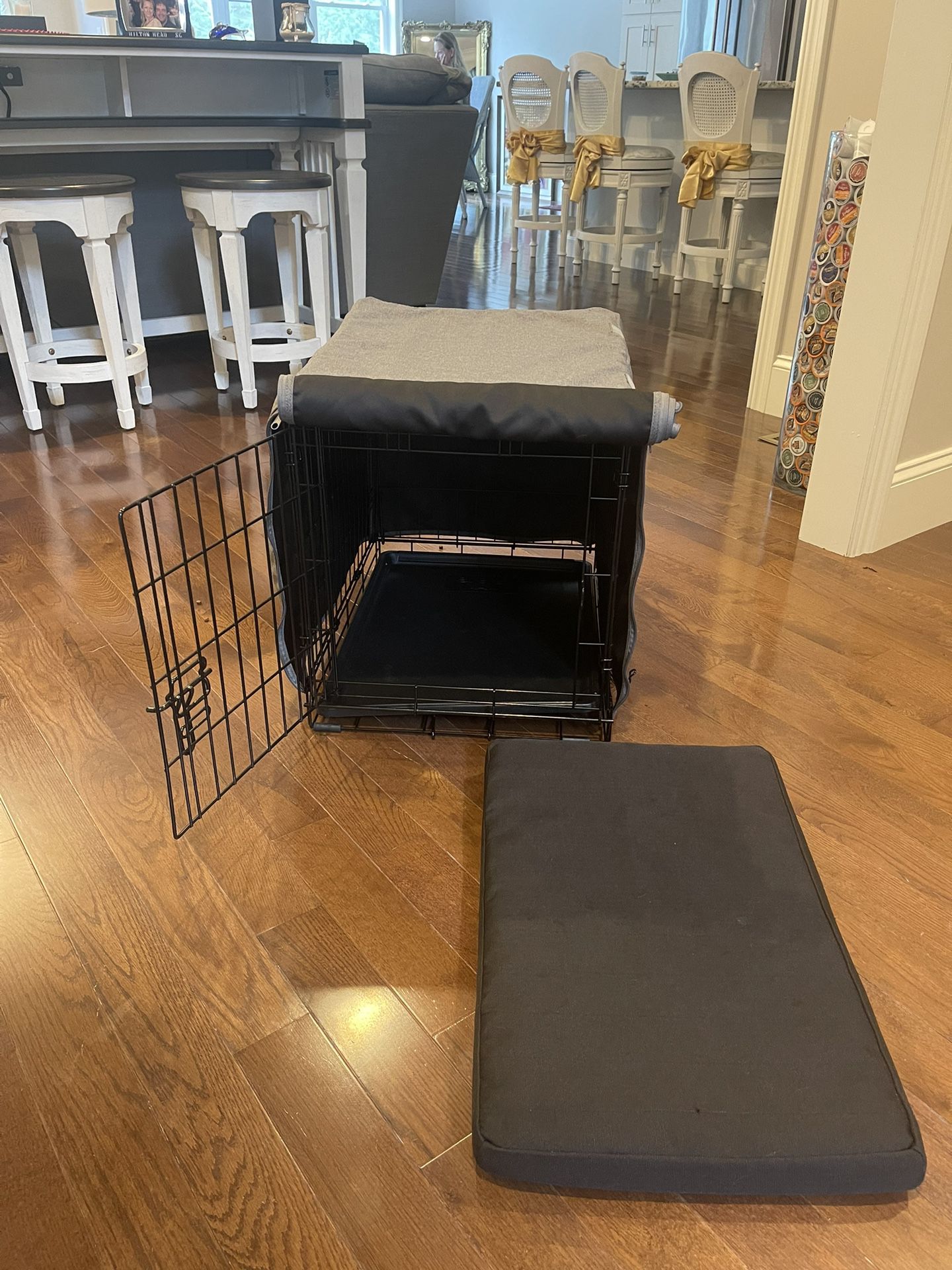 Dog Crate, Pad And Cover 