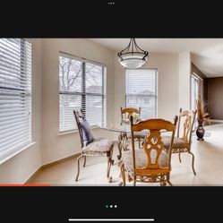 Dining Set| 4 Chairs✨