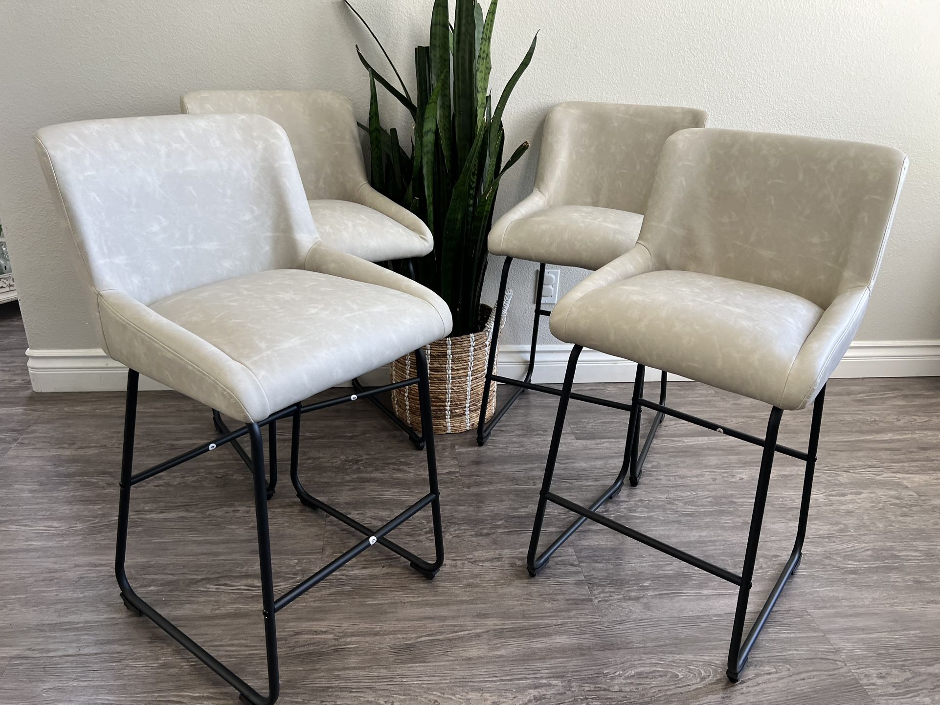 LUE BONA 26 Inch Counter Height Bar Stools Set of 4, Faux Leather Upholstered Barstools, Bar Stool with Back, Comfortable Bar Chairs, Modern Counter S