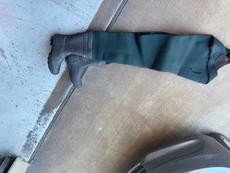 Frogg Toggs Amphib Neoprene Chest Waders – Size 10