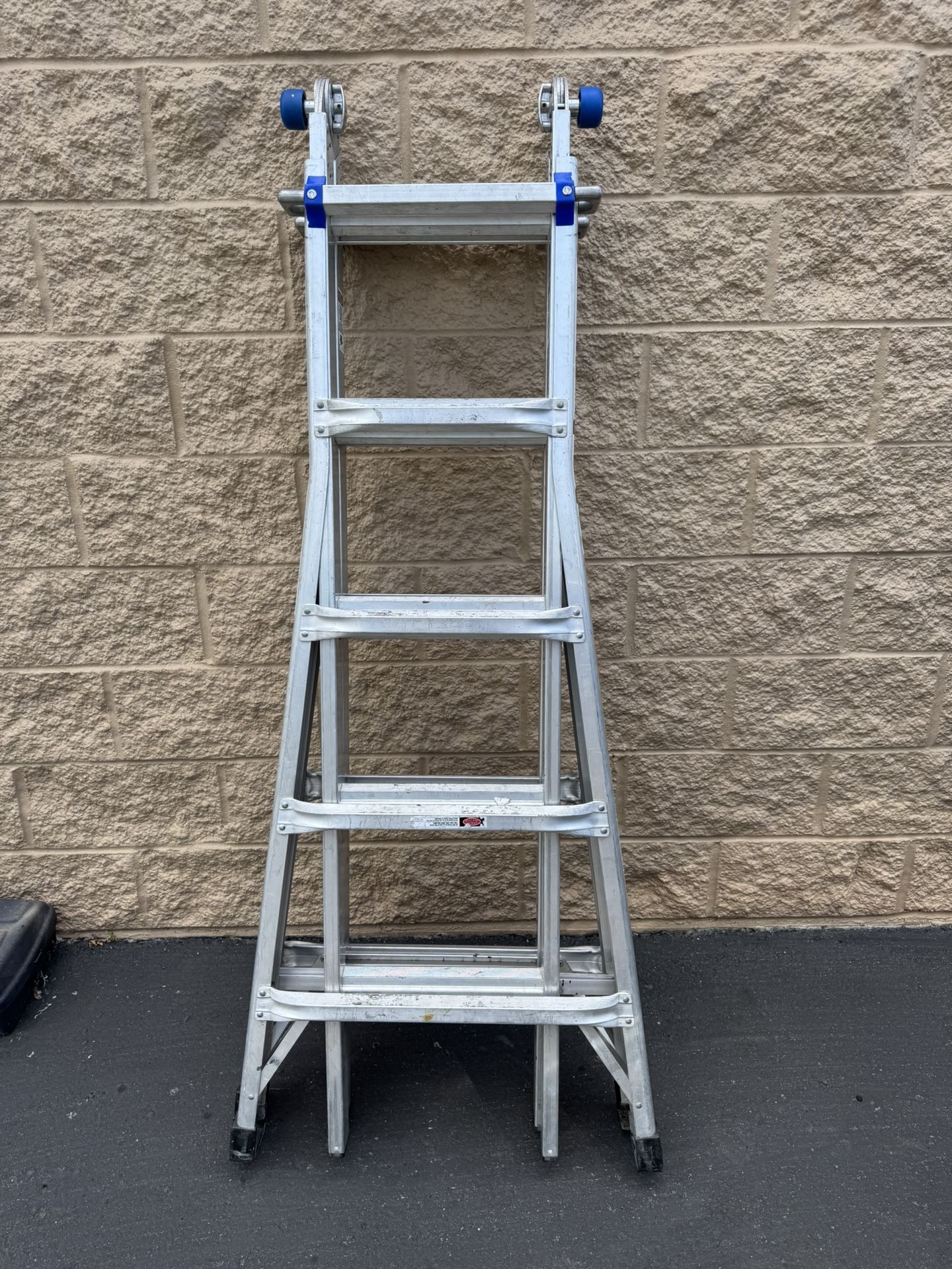 Werner MT-22 Multi Position Ladder